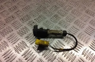 BMW 5 Series F10/F11 (2009-2017) Петля капота 7263055 33401016