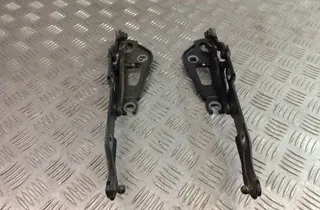 BMW 3 Series E90/E91/E92/E93 (2004-2013) Right Side Bootlid Hinge 7060628 33489138