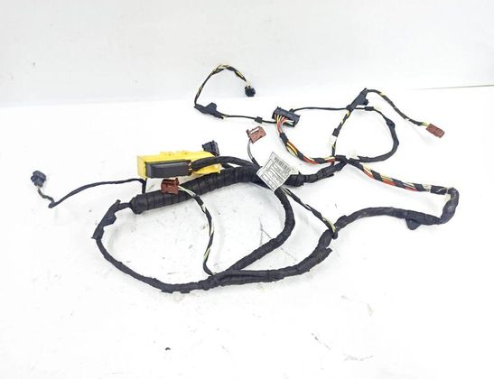 BMW 5 Series F10/F11 (2009-2017) Kabeļi / vadi 15076310,9167688,30235952,9312119,4380893,9291701,6906564,16708411,690183004 32867017