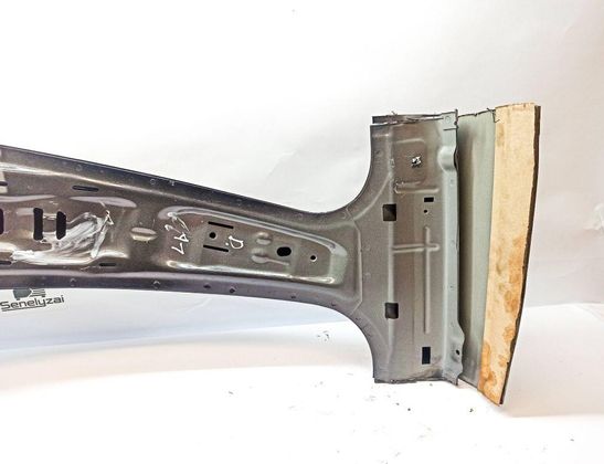 AUDI A1 GB (2018-2024) Передняя правая четверть 32871650