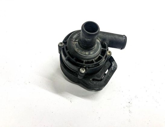 MERCEDES-BENZ E-Class W211/S211 (2002-2009) Моторчик циркуляции охлаждения 3130591163,A6398350064,2118350028,A1718350064,2118350064,PA66-GF30,02775812,2115060000,2118350264,2E0965559,1718350064,2118350164,A1978350064,2118350364,A2118350028,2048350364,1978350064 32873562