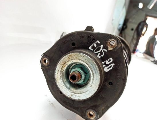 VOLKSWAGEN Eos 1 generation (2006-2020) Амортизатор передний правый 1T0413031HN,1T0413031,1K0412331C,110412103A 32936201