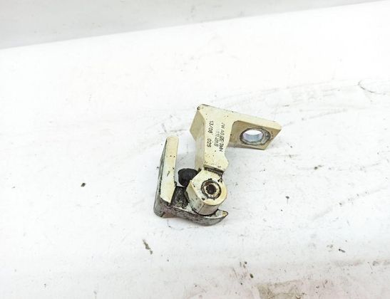 AUDI A4 B8/8K (2011-2016) Задний левый дверной шарнир 8K0831401B 32936492