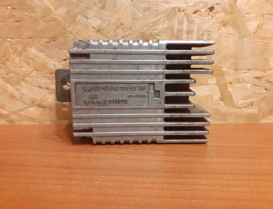 MERCEDES-BENZ E-Class W210 (1995-2002) Coolant fan relay #1328,5001004,A0275458032 11742209