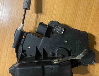 BMW 3 Series E46 (1997-2006) Rear Left Door Lock #B226 15454262