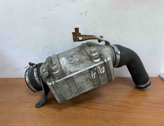 BMW X6 E71 (2007-2012) Охлаждающий радиатор 7575403,#C4725 21456261