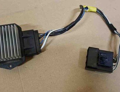 TOYOTA Avensis 2 generation (2002-2009) Salona mazā ventilatora relejs 4993002121 32712132