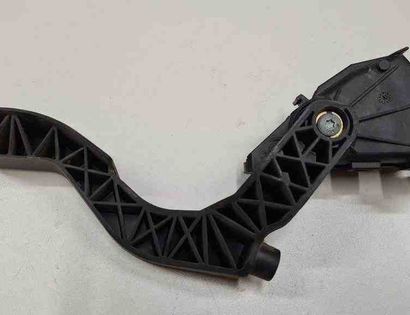 VOLKSWAGEN Passat B7 (2010-2015) Throttle Pedal 32713084