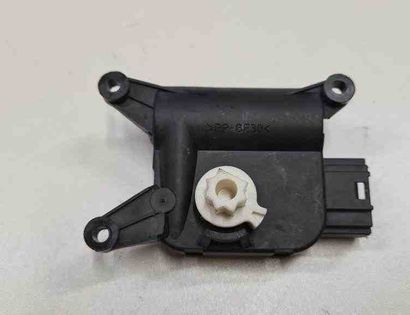 VOLKSWAGEN Touran 1 generation (2003-2015) Клапаны управления внутренним подогревом 32713930