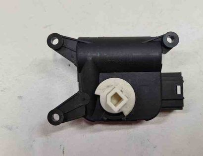 SKODA Octavia 2 generation (2004-2013) Клапаны управления внутренним подогревом 32714098