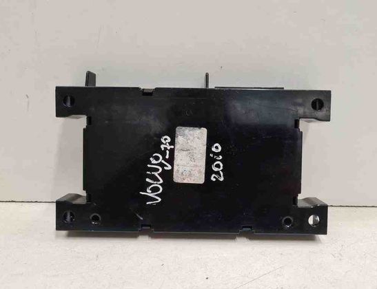 VOLVO V70 2 generation (2000-2008) Bluetooth Control Unit 32717722