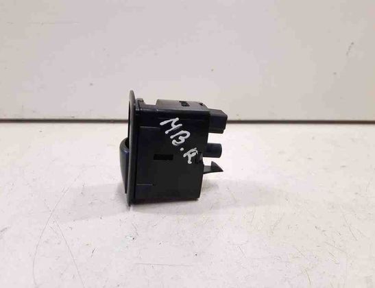 MERCEDES-BENZ R-Class W251 (2005-2017) Кнопка стеклоподъемника задней левой двери 9051679300,A2518200510,03128150 32721395