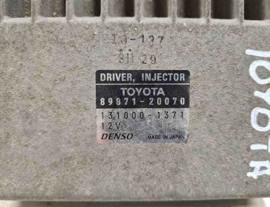 TOYOTA Avensis 2 generation (2002-2009) Degvielas iesmidzinātāju vadības bloks 1310001371,8987120070 32723665