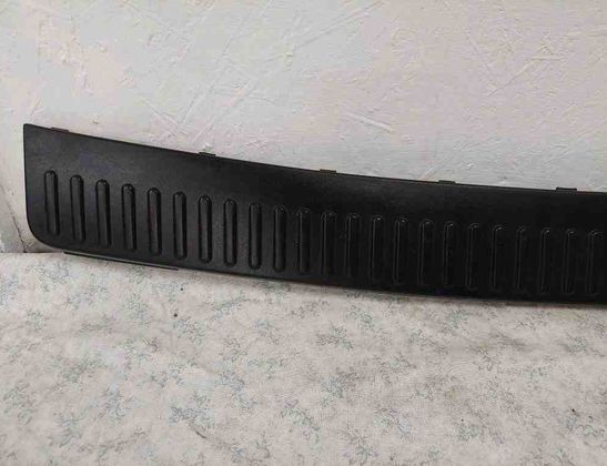 LAND ROVER Range Rover Sport 1 generation (2005-2013) Bagāžas nodalījuma slēdzenes apdare 32725896