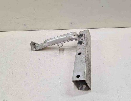 BMW 5 Series F10/F11 (2009-2017) Radiator Holder 7158873,13232810,5111HU,5111715887306 32729548