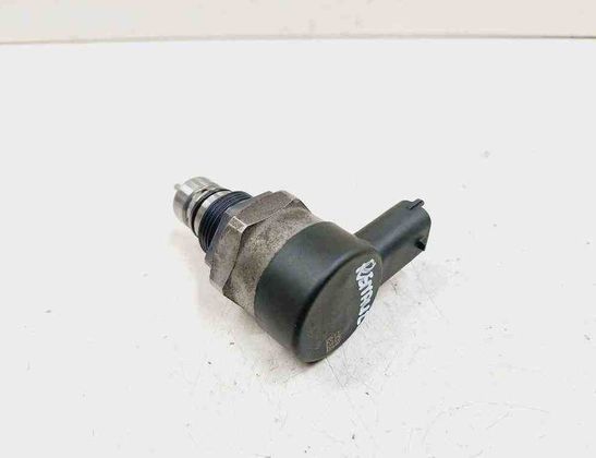 RENAULT Koleos 1 generation (2008-2016) Degvielas spiediena regulators 27747367,8200610770,0281002300 32731424