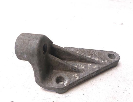 HYUNDAI Santa Fe DM (2012-2020) Aizmugurējā reduktora kronšteins 32818149