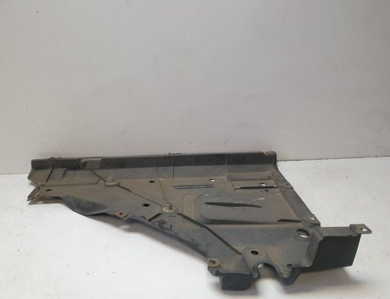 LEXUS RX 4 generation (2015-2024) Kreisās puses apakšējās daļas aizsargs 5816748080 33057763
