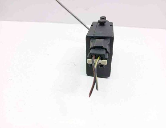 OPEL Zafira A (1999-2003) Centrālās atslēgas motorīts 1101215,5406 31326753