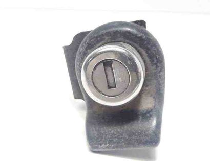 RENAULT 12 1 generation (1969-1980) Замок крышки багажника 31367918