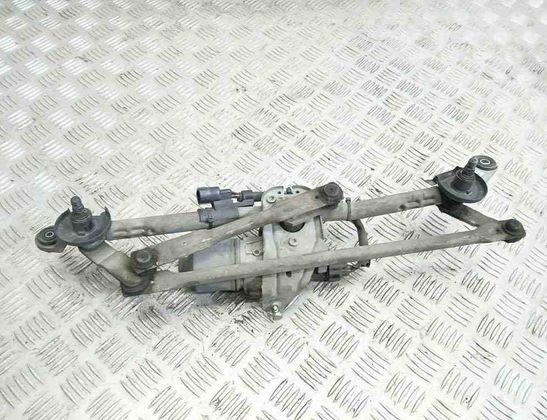 TOYOTA Avensis 3 generation (2009-2020) Priekšējā stikla tīrītāja mehānisms 0390241642 31376220