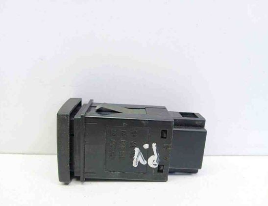 VOLKSWAGEN Golf 3 generation (1991-1998) Кнопка обогрева лобового стекла 1H5907569,1H5959621 31379772