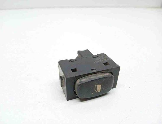 PEUGEOT 307 1 generation (2001-2008) Кнопка стеклоподъемника задней левой двери 96360166XT 31392808