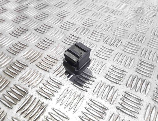 TOYOTA Yaris 2 generation (2005-2012) Свечи 2861067810 27890701