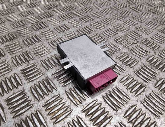 BMW 5 Series E60/E61 (2003-2010) Fuel Pump Control 7180427,5DS00944400 29888344