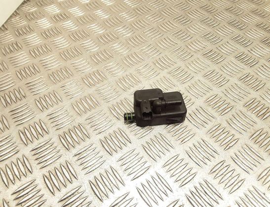 PEUGEOT 307 1 generation (2001-2008) Degvielas spiediena regulators 9305108C 32855726