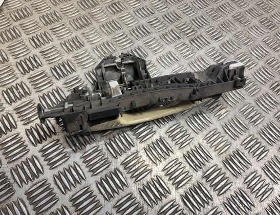 MERCEDES-BENZ E-Class W211/S211 (2002-2009) Left Side Sliding Door Exterior Handle A2047601634 32930219