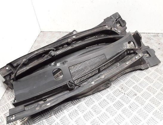 MAZDA 6 GJ (2012-2024) Priekšējā stikla tīrītāja apdare / plastmasa GS1F507S1,GS1F507R1 32977850