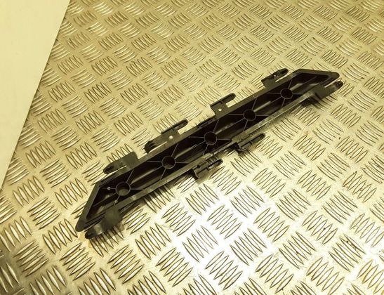 BMW 5 Series E60/E61 (2003-2010) Gaisa mikrofiltra vāks 6935870 32978096