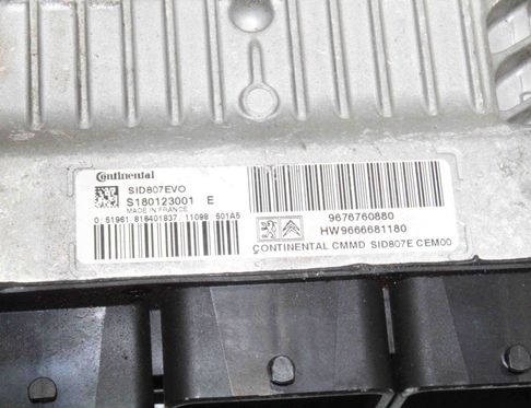 PEUGEOT 508 1 generation (2010-2020) Engine Control Unit ECU 9676760880,HW9666681180 17524714