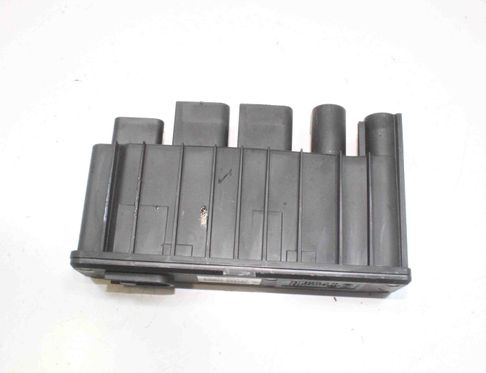 BMW X2 F39 (2017-2023) Jaudas sadales kaste 8589907 31661404