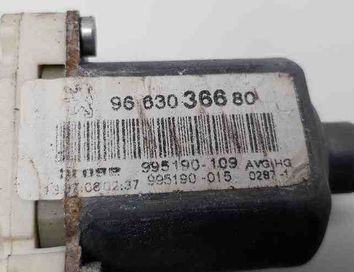 PEUGEOT 407 1 generation (2004-2010) Priekšējo kreiso durvju logu pacēlāja motorīts 9663036680 32618620