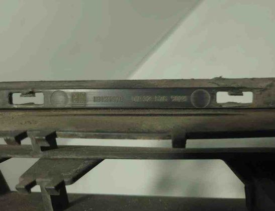 OPEL Zafira B (2005-2010) Front Bumper Lower Grill 325769024,13124978 32616753