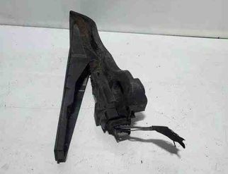 VOLKSWAGEN Passat B7 (2010-2015) Throttle Pedal 32616792