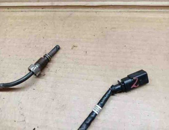 AUDI A4 allroad B9 (2016-2024) Izplūdes gāzu temperatūras sensors 04L906088EQ 27951718
