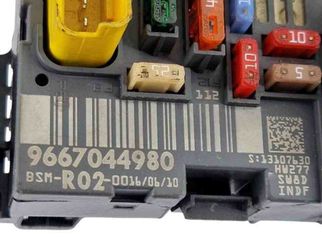 PEUGEOT 407 1 generation (2004-2010) Блок предохранителей 9667044980 30439728