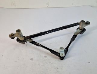 HYUNDAI i20 PB (1 generation) (2008-2014) Priekšējā stikla tīrītāja mehānisms 33041764