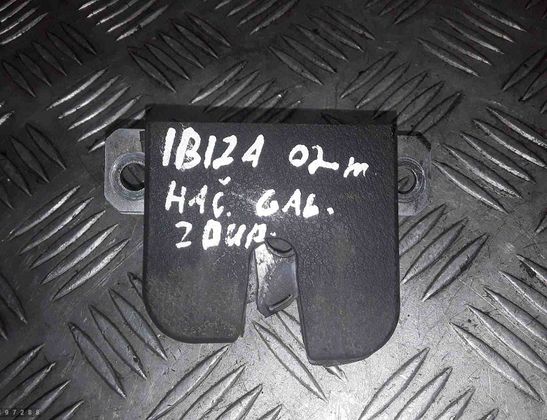SEAT Ibiza 3 generation (2002-2008) Tailgate Boot Lock 6l6827505a 30624492