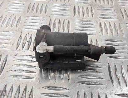 VOLVO XC90 1 generation (2002-2014) Mazgātāja tvertnes motorīts 1s7117k624 30625531