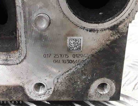 VOLKSWAGEN Tiguan 2 generation (2016-2024) Engine Cylinder Head Right Side r04l103373e 31390465