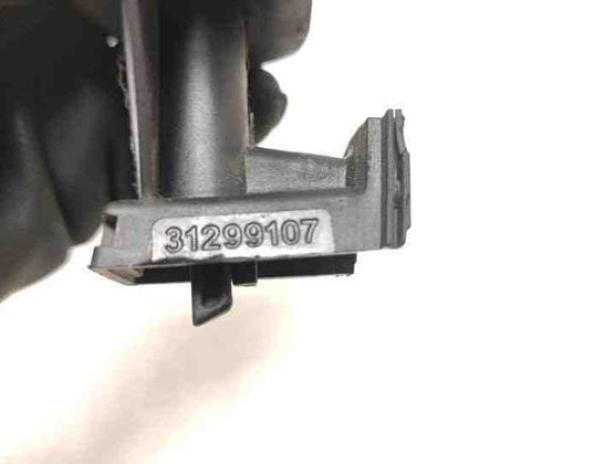 VOLVO V70 3 generation (2007-2020) Centrālās atslēgas motorīts 86113136 20546718