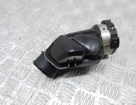 VOLVO XC60 2 generation (2017-2024) шланг радиатора интеркулера 31422061 27560834