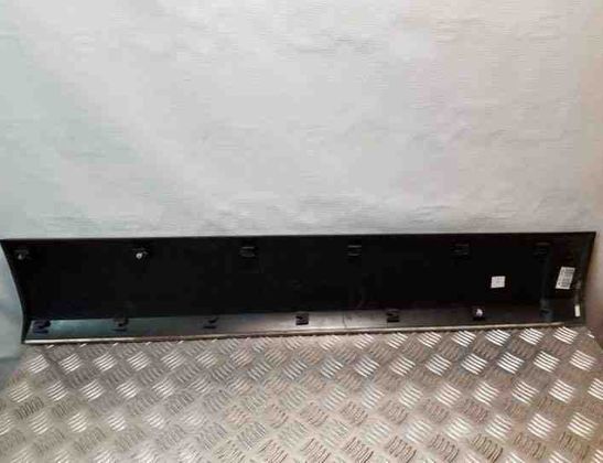 HYUNDAI Santa Fe SM (2000-2013) Front Right Door Molding 8772226500 25133078