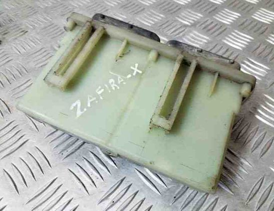 OPEL Zafira A (1999-2003) Coolant fan relay 24410130 25140394