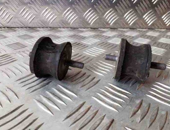 BMW 7 Series E65/E66 (2001-2008) Pārnesumkārbas stiprinājums 6771130 25142050