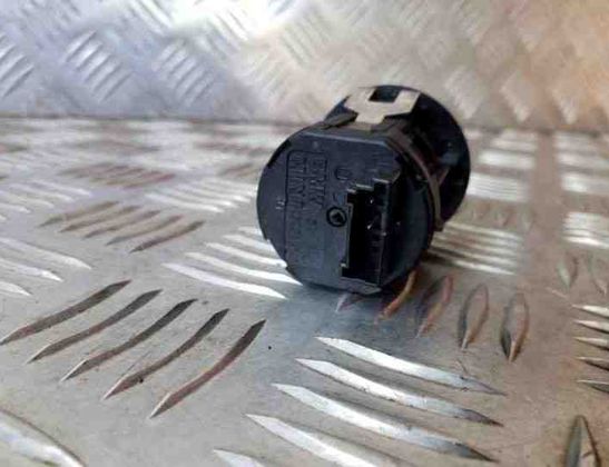 BMW 1 Series F20/F21 (2011-2020) SRS slēdzis 9326501 25143321